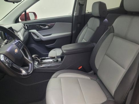 Used 2019 Chevrolet Blazer LT w/ Sound & Technology Package FWD image 17