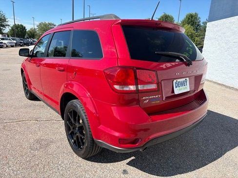 Used 2018 Dodge Journey SXT w/ Blacktop Package AWD/4WD image 3