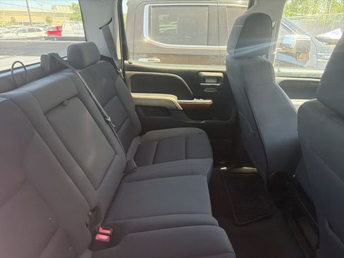 Used 2017 GMC Sierra 1500 SLE w/ SLE Value Package image 14