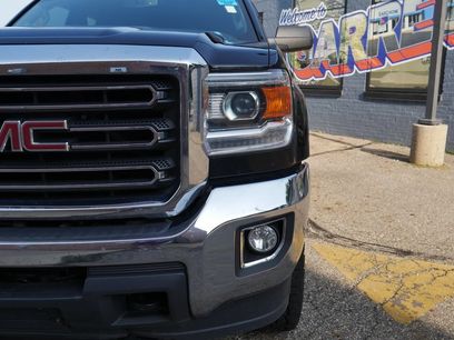 Used 2019 GMC Sierra 2500 SLE w/ SLE Preferred Package
