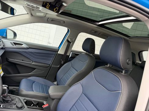 New 2026 Volkswagen Taos SEL AWD/4WD image 18
