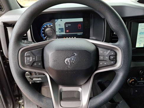 Used 2022 Ford Bronco 4-Door image 19