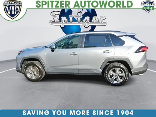 Used 2024 Toyota RAV4 XLE AWD/4WD image 5