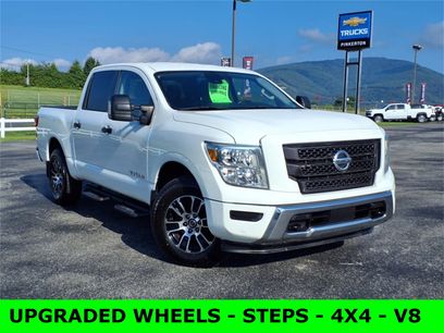 Used 2022 Nissan Titan SV w/ SV Convenience Package