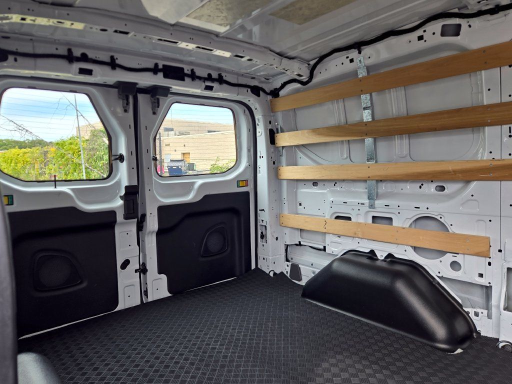 Used 2025 Ford Transit 250 Low Roof w/ Exterior Upgrade Package RWD image 7