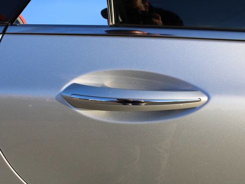 Used 2015 Lincoln MKZ w/ Equipment Group 102A Reserve image 41