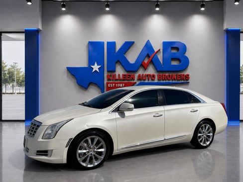 Used 2013 Cadillac XTS Luxury FWD image 8