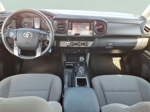 Used 2020 Toyota Tacoma SR image 17