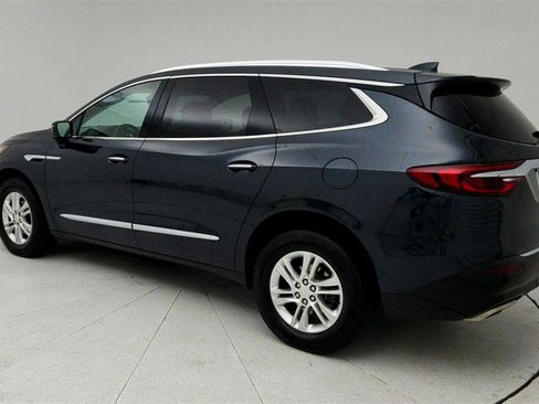 Used 2019 Buick Enclave Essence image 4