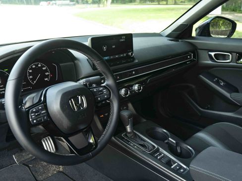 Used 2025 Honda Civic FWD Hybrid Sedan image 16