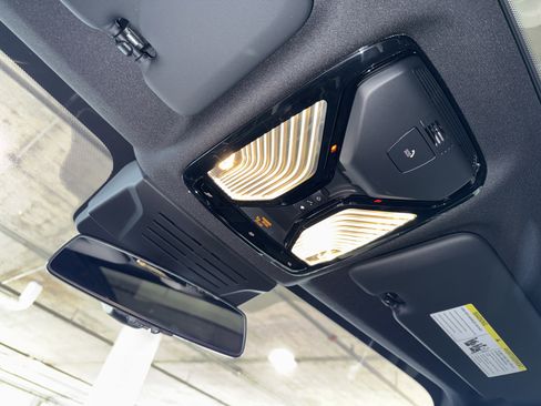 New 2026 BMW X5 xDrive50e w/ M Sport Package image 22