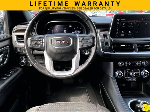 Used 2022 GMC Yukon XL SLE w/ Gmc Pro Safety Plus Package AWD/4WD image 5