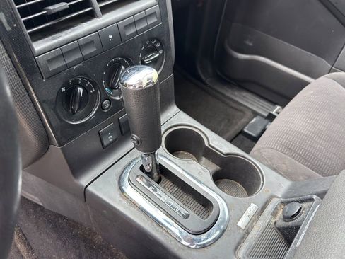 Used 2010 Ford Explorer XLT RWD image 16