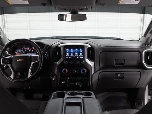 Used 2021 Chevrolet Silverado 1500 LT image 31