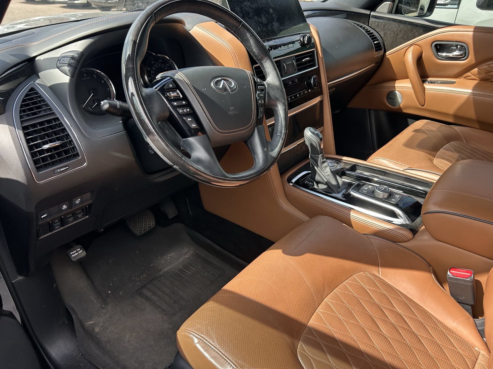 Used 2022 INFINITI QX80 Sensory w/ Cargo Package RWD image 9