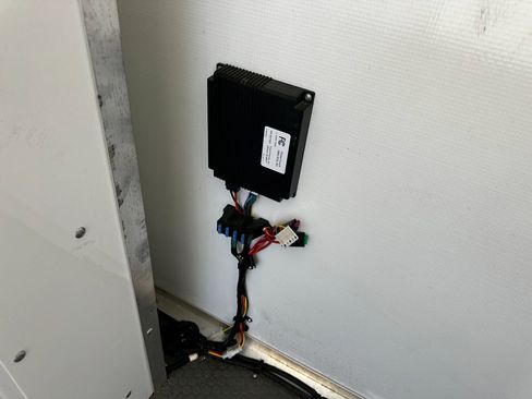 Used 2024 GMC Sierra 3500 Pro w/ Convenience Package image 14