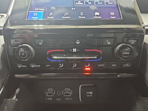 Used 2022 Jeep Grand Cherokee Limited w/ Trailer Tow Prep Group (B) image 21