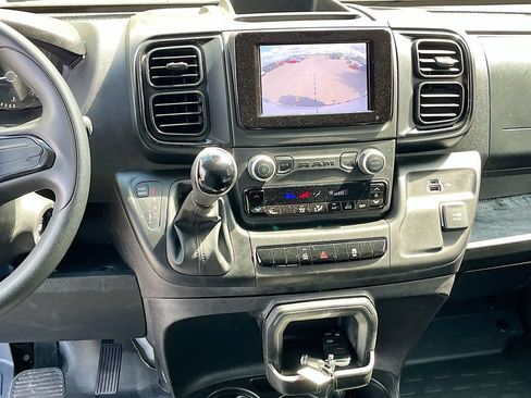 Used 2025 RAM ProMaster 2500 FWD image 22