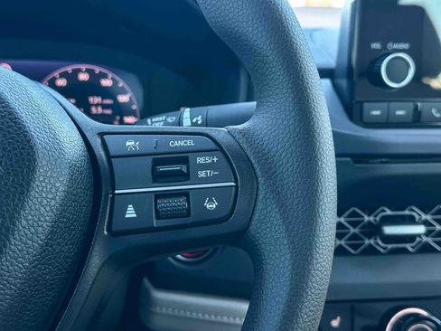 New 2025 Honda Accord SE image 18