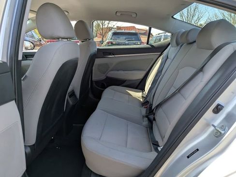 Used 2018 Hyundai Elantra SEL FWD image 24