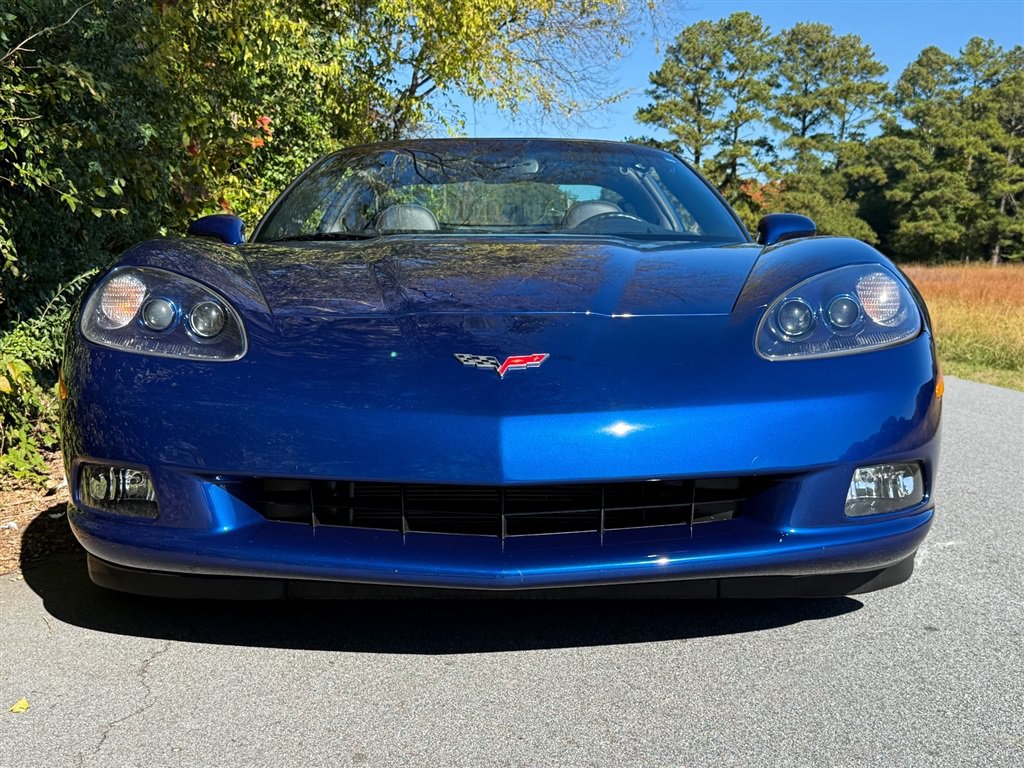 Used 2007 Chevrolet Corvette Coupe w/ Preferred Equipment Group RWD image 13