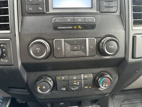Used 2018 Ford F150 XL w/ XL Power Equipment Group AWD/4WD image 18