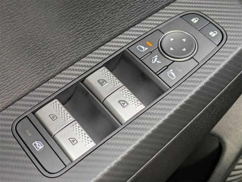 New 2026 Mitsubishi Outlander SE image 24