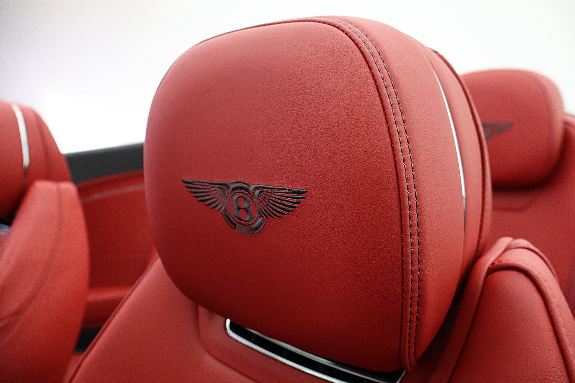 Used 2026 Bentley Continental GT Mulliner AWD/4WD image 35