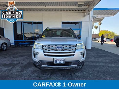 Used 2018 Ford Explorer XLT w/ Equipment Group 201A FWD image 2