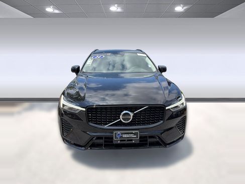 Certified 2024 Volvo XC60 B5 Plus w/ Protection Package Premier AWD/4WD image 6