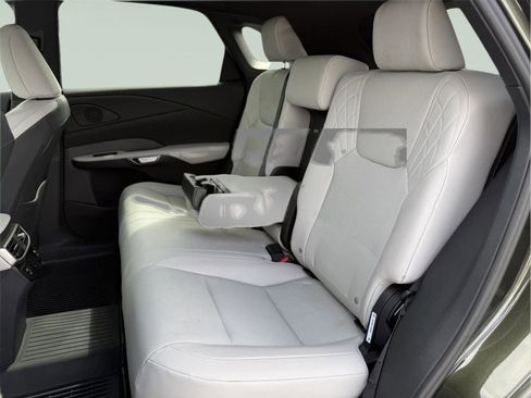 Used 2025 Lexus RX 350 Premium w/ Accessory Package image 24