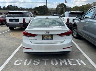 Used 2017 Hyundai Elantra SE w/ SE A/T Tech Package 03 video 1