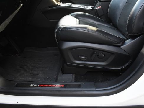 Used 2022 Ford Explorer ST image 19