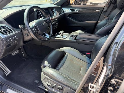 Used 2018 Genesis G80 3.3T Sport RWD image 9