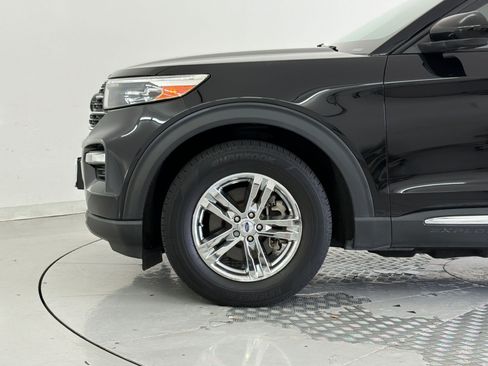 Used 2023 Ford Explorer XLT w/ Equipment Group 202A RWD image 27