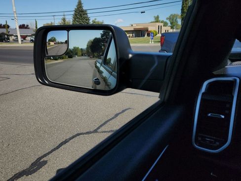 Used 2019 RAM 1500 Big Horn image 28