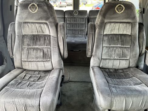 Used 1997 Chevrolet Express 1500 image 34