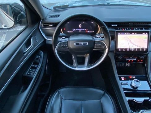 Used 2021 Jeep Grand Cherokee L Limited image 27