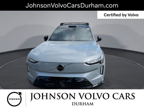 Certified 2025 Volvo EX90 Ultra AWD/4WD image 3