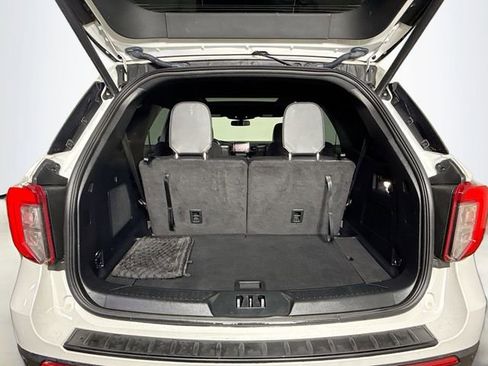 Certified 2023 Ford Explorer ST-Line w/ Class IV Trailer Tow Package image 28