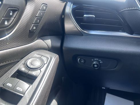 Used 2023 Chevrolet Traverse Premier w/ LPO, 'HIT The Road' Package FWD image 21