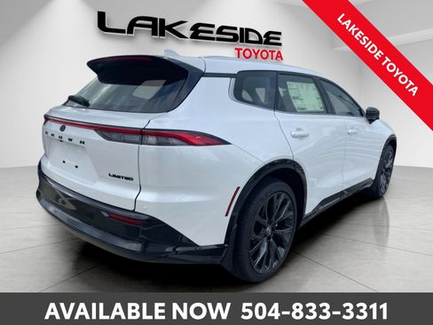 New 2025 Toyota Crown Signia image 6