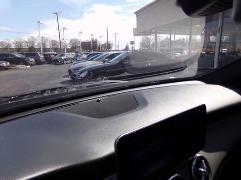 Used 2016 Mercedes-Benz GLA 250 image 47