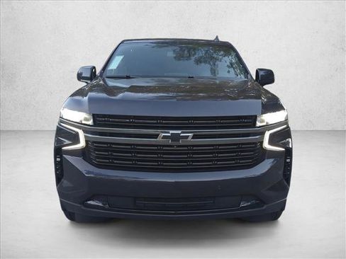 Used 2022 Chevrolet Suburban RST w/ Luxury Package image 2