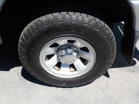 Used 2008 Ford Ranger XL AWD/4WD image 16
