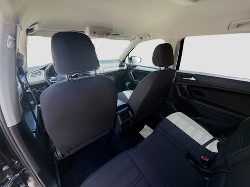 Certified 2022 Volkswagen Tiguan S FWD image 25