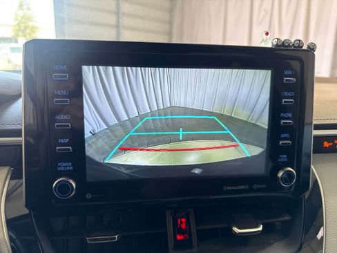 Used 2021 Toyota Corolla XSE FWD image 32