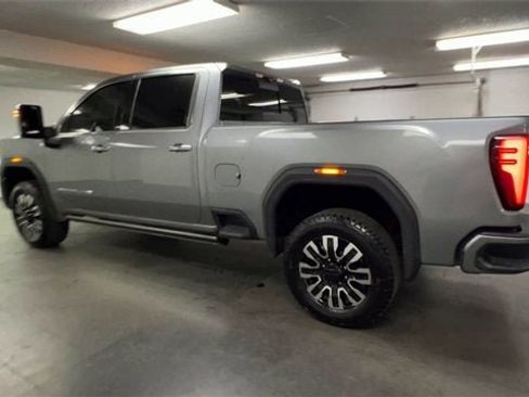 Certified 2025 GMC Sierra 2500 Denali Ultimate image 6