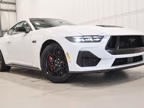 New 2026 Ford Mustang GT Premium w/ GT Performance Package image 29