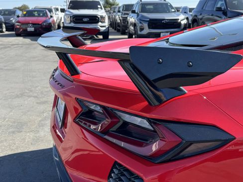 Used 2023 Chevrolet Corvette Stingray Preferred Cpe w/ Z51 Performance Package RWD image 9